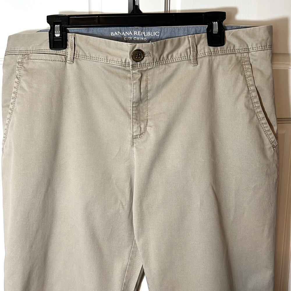 EUC Banana Republic City Chino, straight leg, women’s size 14 - Picture 8 of 15